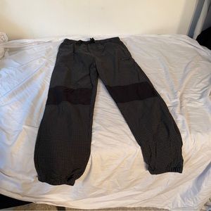 Primitive insulated skate pants, tapered bottom